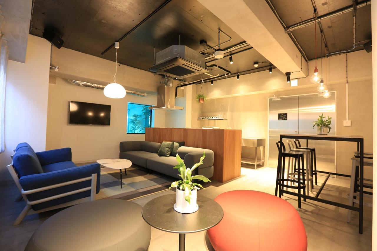 Хостел Unplan Shinjuku Токио Экстерьер фото