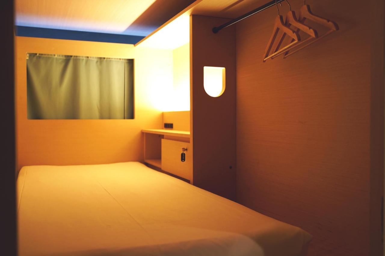 Хостел Unplan Shinjuku Токио Экстерьер фото